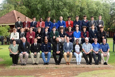 The team captains, St Andrew's Headmaster Roland Rudd, and the local organising committee. (Photo: Charles Corbett Photography)