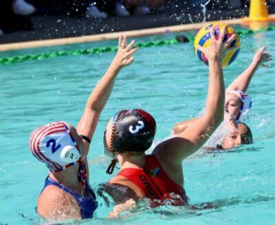 Central Gauteng's Emma Pelicot attempting a shot against Western Province in the final of the Currie Cup in East London. Hannah Banks is the player defending. Photo: Shot by Shani Photography