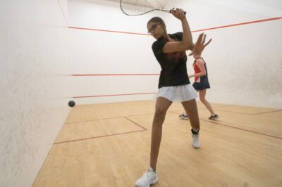 Top seeds cruise, but some upsets on day one of SA Schools Closed Squash Champs