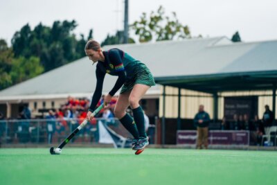Tanya Pieterse from Paarl Gim in action. Photo: Ray Chaplin & Cape Town International Hockey Tournament