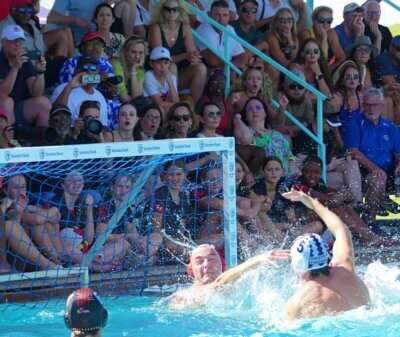 A large crowd was marvellously entertained by an absorbing clash between Central Gauteng A and Western Province A. Photo: Brad Morgan.