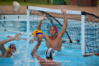 Woodridge College goalkeeper Callum Pledger made some exceptional stops in his team's win on day one of the Vides Water Polo Tournament. Photo: TeamPhoto SA