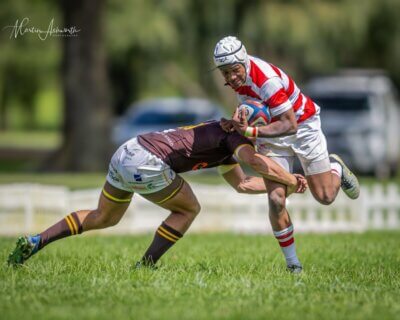 Lwandle Nzama carries the ball up in Michaelhouse's season-opener against Helpmekaar Kollge. Photo: Martin Ashworth.